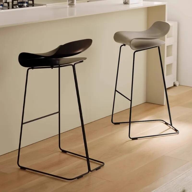 مقاعد عصرية أنيقة لجزيرة المطب - مراجعة Home Bar Seating وسعره